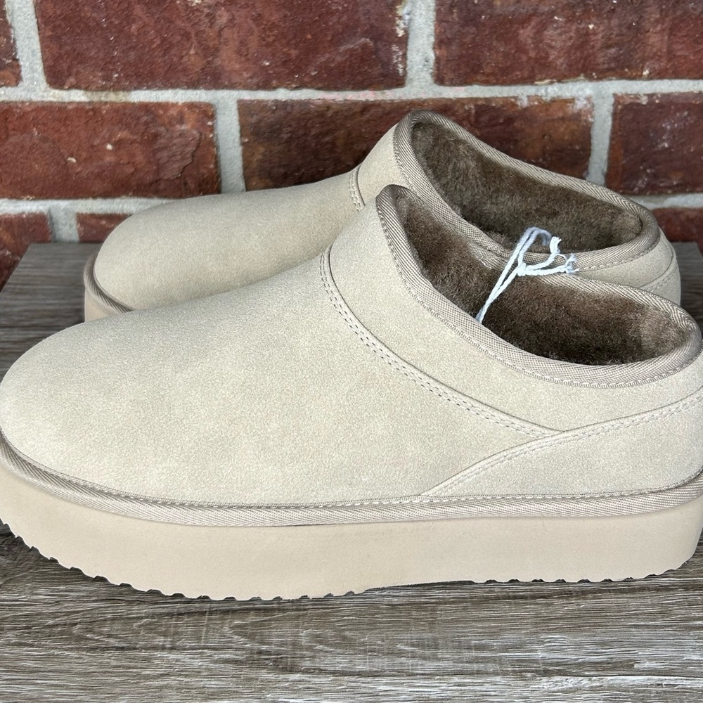 American Eagle Outfitters Slip-On Shoes, Size 7.5, Brand New